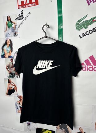 Оригинальная футболка nike