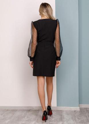 Черное приталенное платье с воздушными рукавами3 фото