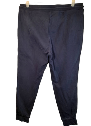 Спортивные штаны на манжетах с малозаметным дефектом3 фото