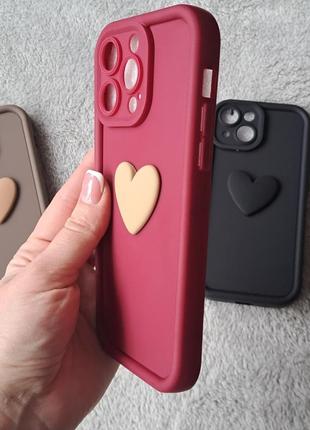 Силиконовый 3д чехол-накладка на телефон. противоударный чехол на iphone case 13 pro, 14 pro max, 15, бордовый матовый чехол с сердечком 3d6 фото