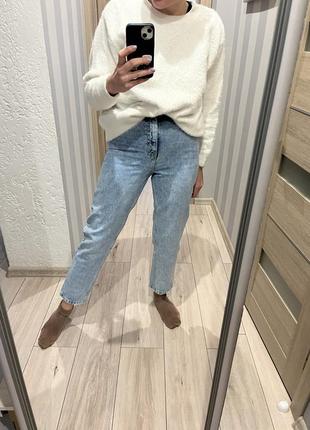 Джинсы zara. крутой цвет 36 размер