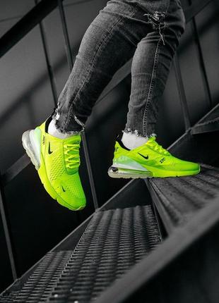 Яркие кроссовки nike1 фото