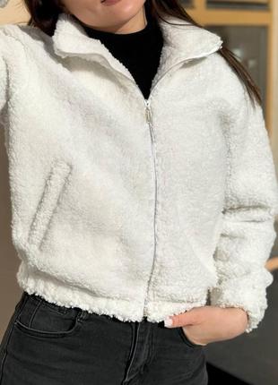 Женская мягкая демисезонная куртка тедди на молнии с карманами8 фото