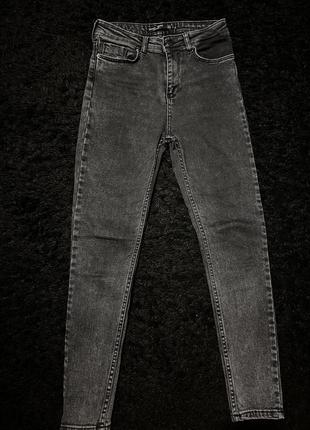 Джинсы скинu skinny bershka xs-s1 фото