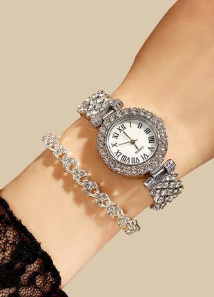 Женские стильные часы - cl queen silver
