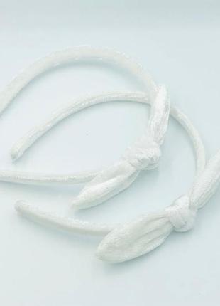 Обруч  для волосся солоха білий велюровий