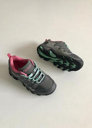 Кросівки, шорти росівки для дівчинки