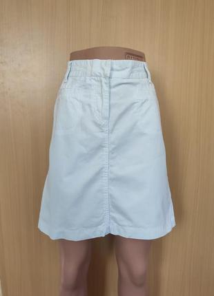 Нежно-бирюзовая светло-голубая белая  котоновая юбка с карманами под пояс1 фото