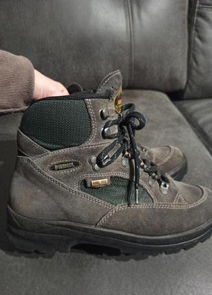 Горные, трекинговые ботинки size 39.55 фото