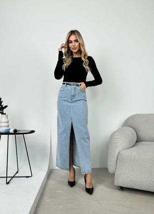 Длинная прямая джинсовая юбка с поясом7 фото