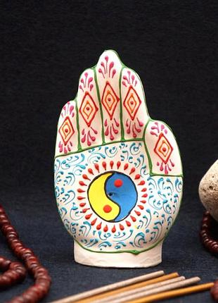 Подставка ладошка белая инь ян bm