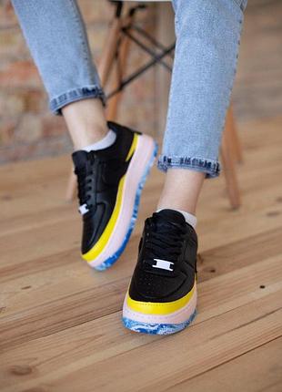 Кросівки жіночі nike