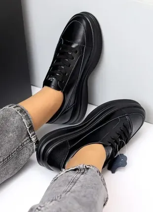 Черные кроссовки, кеды из натуральной кожи на платформе в наличии5 фото