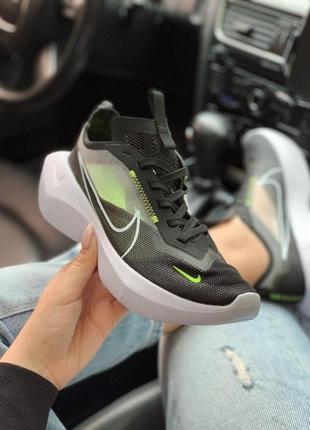 Жіночі кросівки nike vista lite black white lemon venom