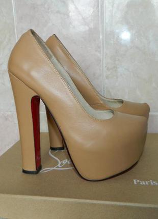 Christian louboutin, шикарные туфли2 фото