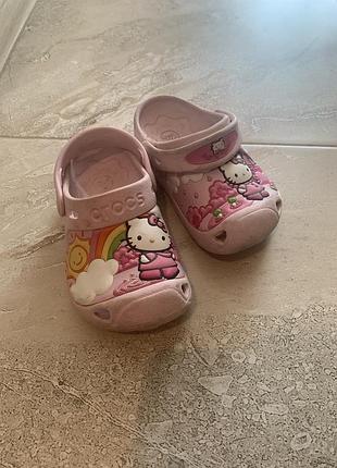 Крокси шльопанці тапочки для дівчаток crocs