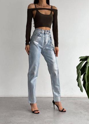 Стильные джинсы мом с серебряным напылением из натурального денима с высокой посадкой3 фото