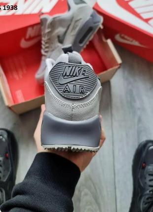 Серые с красным крутые кроссовки nike air max 90 surplus яркие и классические4 фото