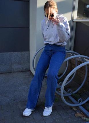Стильные джинсы