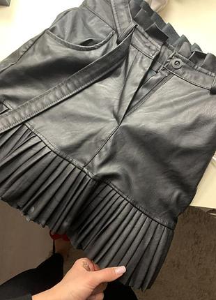 Юбка юбка кожаная в стиле zara