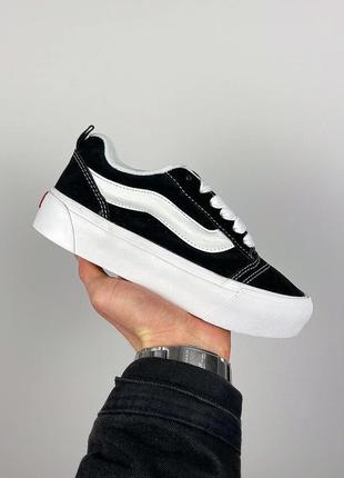 Шикарные женские кеды на платформе vans knu skool platform black white чёрные с белым