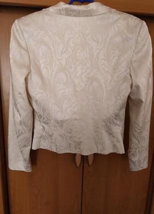 Шикарный нарядный летний стильный белый пиджак пиджачок жакет блейзер с узорами3 фото