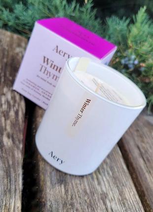 Свічка aery living x lookfantastic 
winter thyme candle