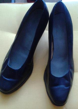 Дешево!! польские кожаные женские туфли из натуральной кожи! р.372 фото