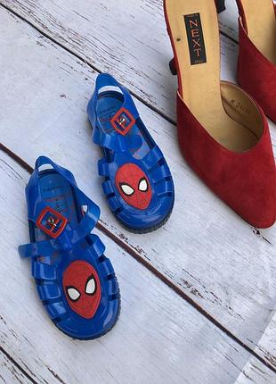 Нові силіконові босоніжки marvel для хлопчика