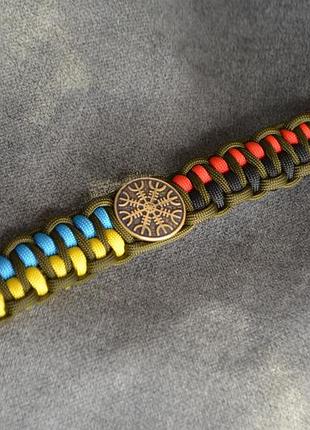 Браслет з шоломом жаху плетіння кобра с двома прапорами и застібкою слава україні з латуни та бронзи + брелок в подарок