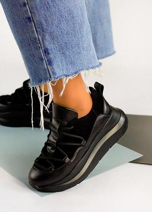 Женские демисезонные кроссовки из натуральной кожи