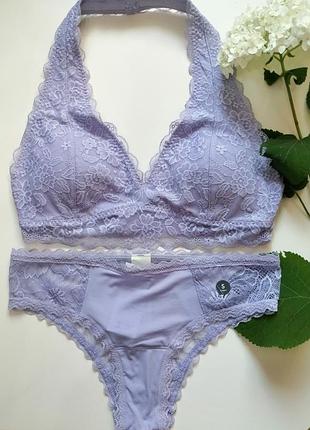 Сиреневый комплект нижнего белья бра, бралетт и трусики gilly hicks hollister