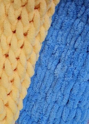 Вязаный плед ручной работы