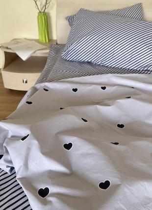 Комплект постельного белья в сердечки1 фото