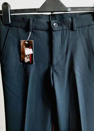Классические черные брюки для мальчика tug club2 фото