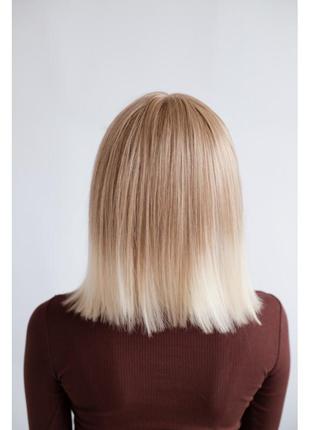 Довге каре блонд зі світлими кінчиками3 фото
