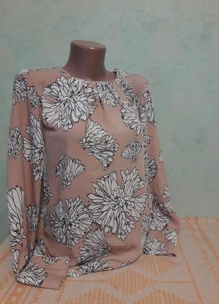 Легкая блуза в цветочный принт1 фото