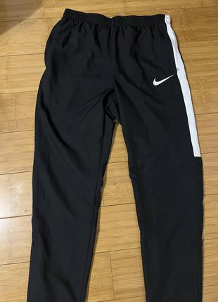 Найк dri-fit