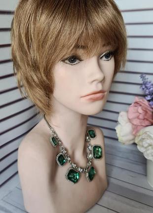 Парик 100% натуральный волос.