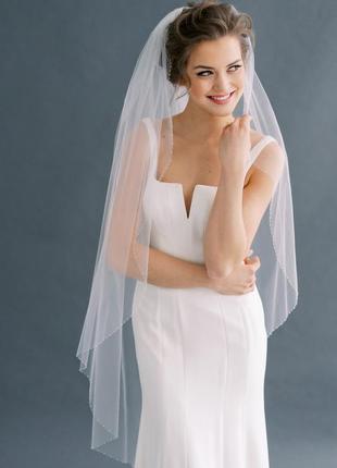 Свадебная фата с бисерной каймой.