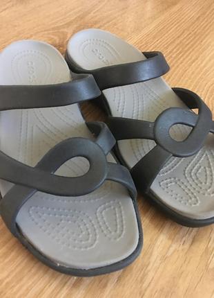 Шлёпанцы crocs
