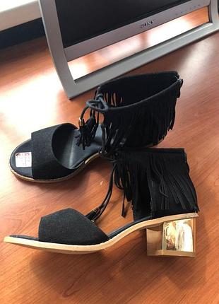 Босоніжки kelsi, р. 40