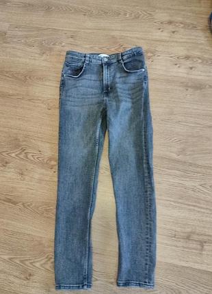 Джинси zara 42