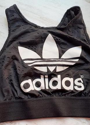 Adidas топ