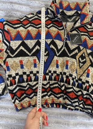 Яркий укороченый свитер,5 фото