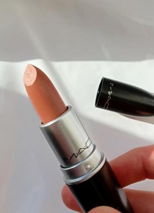 Помада Maybelline помада тон 132