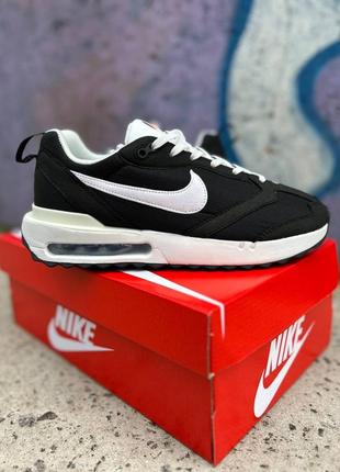 Класні чоловічі кросівки nike air max dawn black white чорні з білим