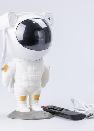 Проектор ночник космонавт с проекцией звездного неба с пультом и usb