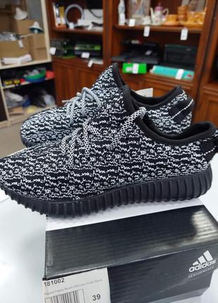Женские кроссовки adidas yeezy boost