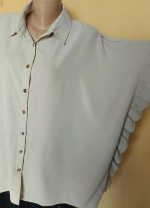 Красивая кремовая рубашка,блуза,воланы,5 фото
